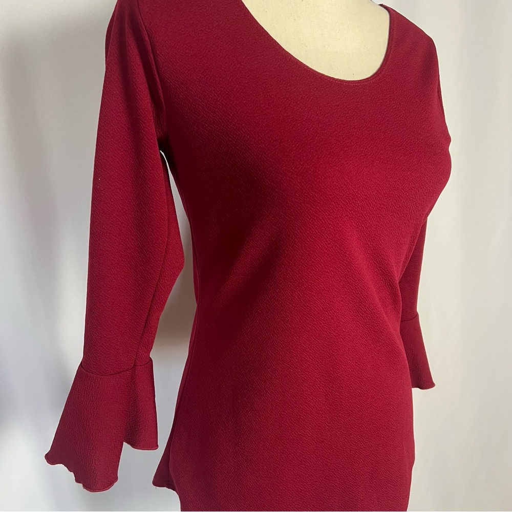 Elegant Red Fitted Bell Sleeve Blouse - Picture 3 of 6